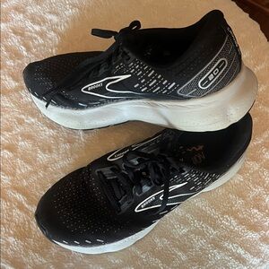 Brooks Black and White Athletic Sneakers
